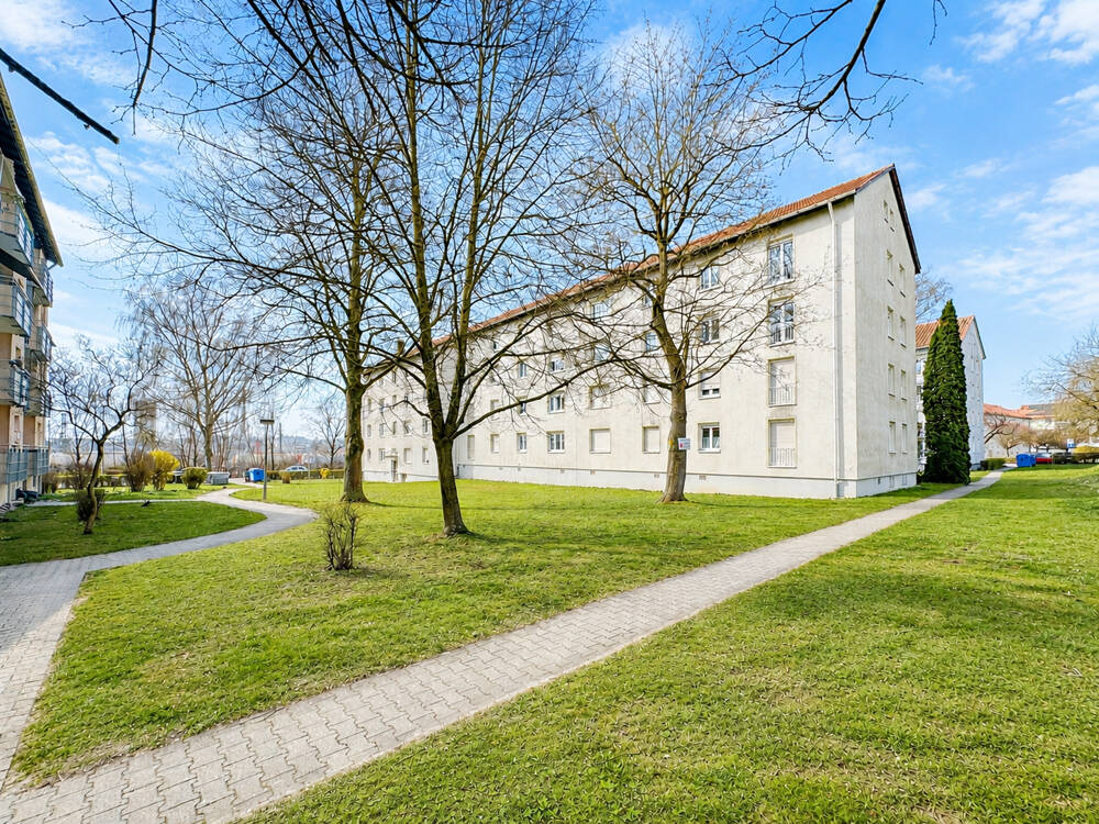 3-Zimmer-Wohnung mit zusätzlichem ausgebautem Zimmer im Dachgeschoss, 89075 Ulm (Böfingen Eselsberg Mitte Oststadt Söflingen)