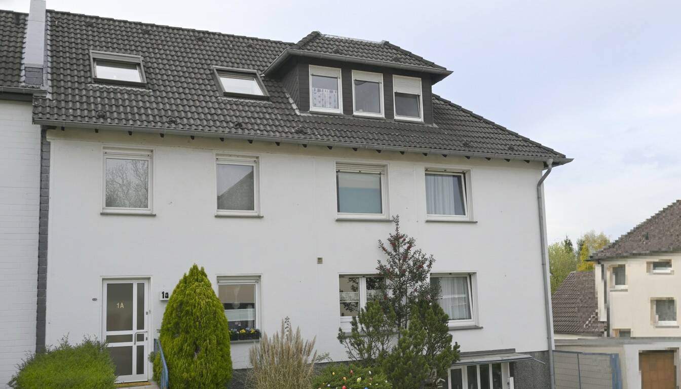 Für Anleger und Eigennutzer! Attraktives Mehrfamilienhaus in sehr guter Lage, 45277 Essen (Überruhr-Hinsel Überruhr-Holthausen)