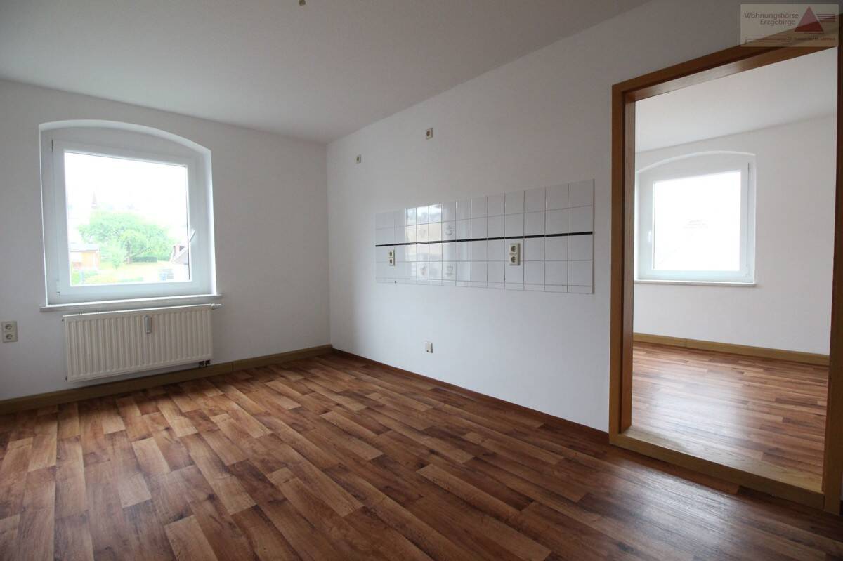 Solide vermietetes Mehrfamilienhaus in ländlicher Lage mit Entwicklungsperspektive, 8359 Breitenbrunn/Erzgeb.
