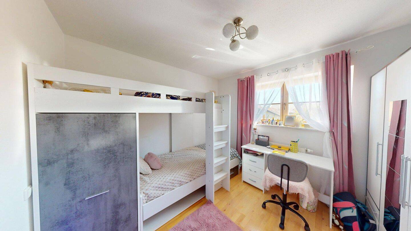 Großzügige 5,5-Zimmer-Maisonettewohnung mit Galerie und Dachterrasse!, 83135 Schechen
