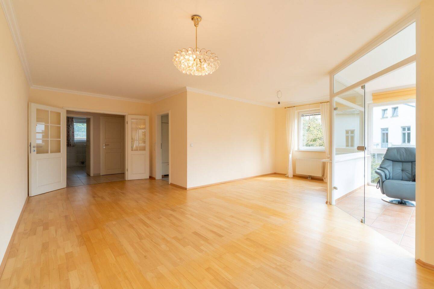 3-Zimmer-Eigentumswohnung in Eutin mit Wintergarten, Carport und Fahrstuhl, 23701 Eutin