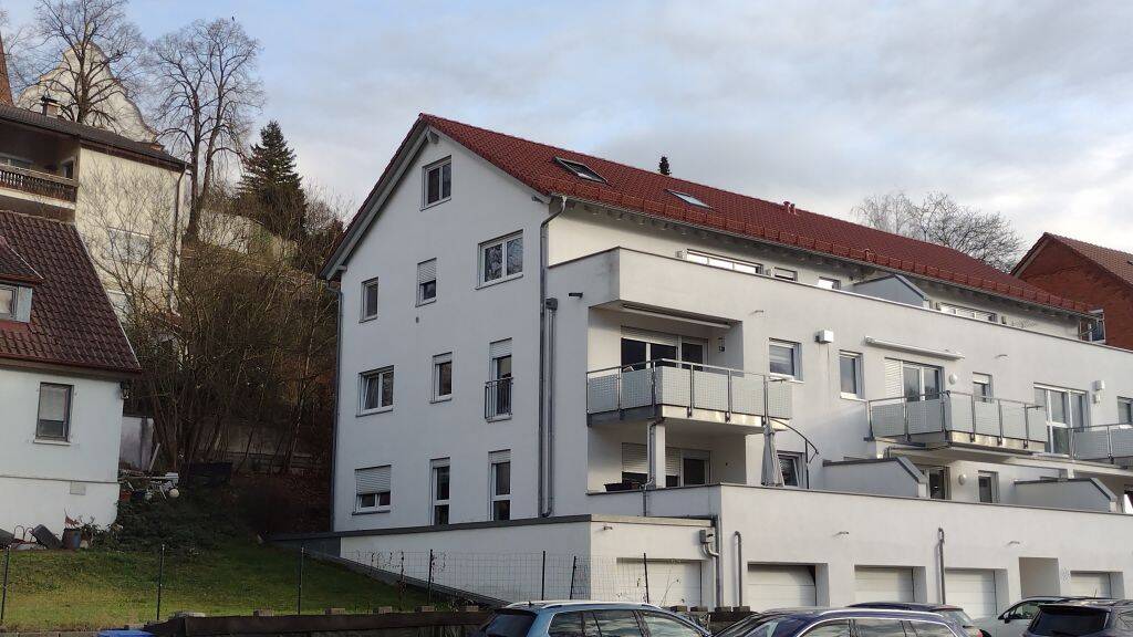 Aalen-Uko: Schicke 2-Zi-Whg mit Balkon u. Stellplatz – ideale Erstimmobilie oder Anlage!, 73432 Aalen
