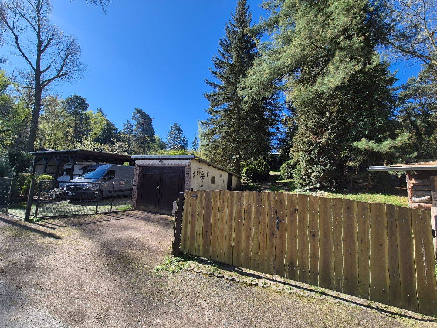 Wohnen wie im Urlaub! Waldgrundstück mit zwei Bungalows, Gästehaus usw. in 06905 Moschwig zu verkaufen!, 6905 Bad Schmiedeberg