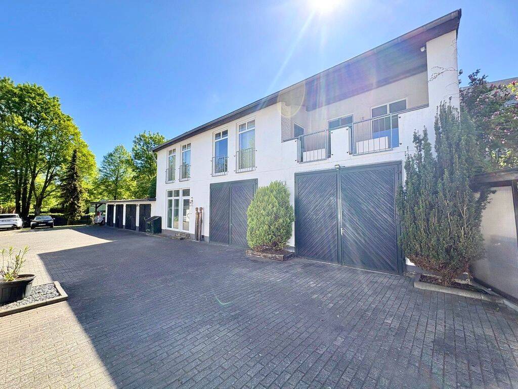 Vollvermieteter Wohn-& Geschäftskomplex in einwandfreiem Zustand!, 41236 Mönchengladbach (Bonnenbroich Geneicken Heyden Mülfort Rheydt)