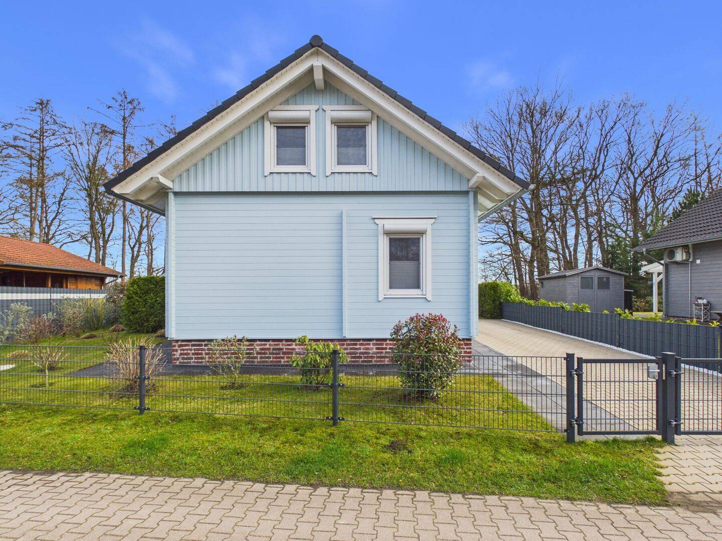 !!Starke Preisreduzierung!! Hochexklusives und modernes Holzhaus mit Komplettausstattung zum Bestpreis im Ferienpark Sieveings-Beel, 26892 Kluse