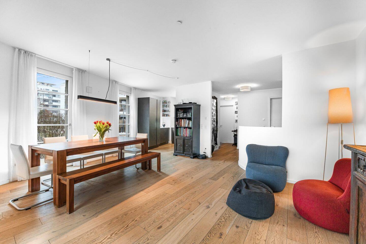 Neuwertige 5-Zimmer-Terrassen-Wohnung auf zwei Ebenen in München – Baumkirchen Mitte