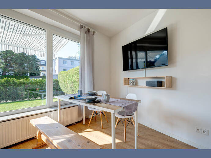 Möbliert: Gartenwohnung mit sehr schöner Terrasse in Forstenried – München – Vorschaubild 3