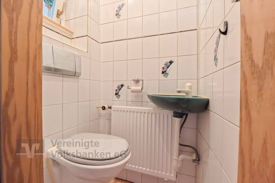 Reihenmittelhaus, mit Terrasse und große Zimmer – Sofort Frei, 72760 Reutlingen
