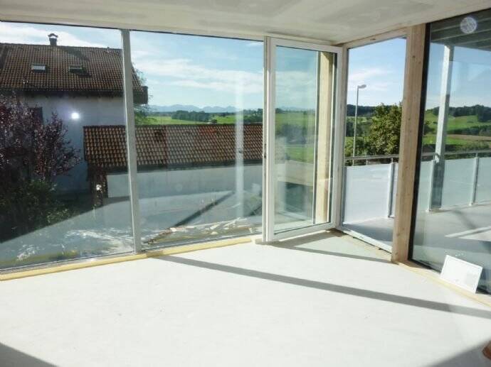 Traumhafter Bergblick! Moderne, sonnige Wohnung mit Garten und großem Terrassenbalkon., 86935 Rott