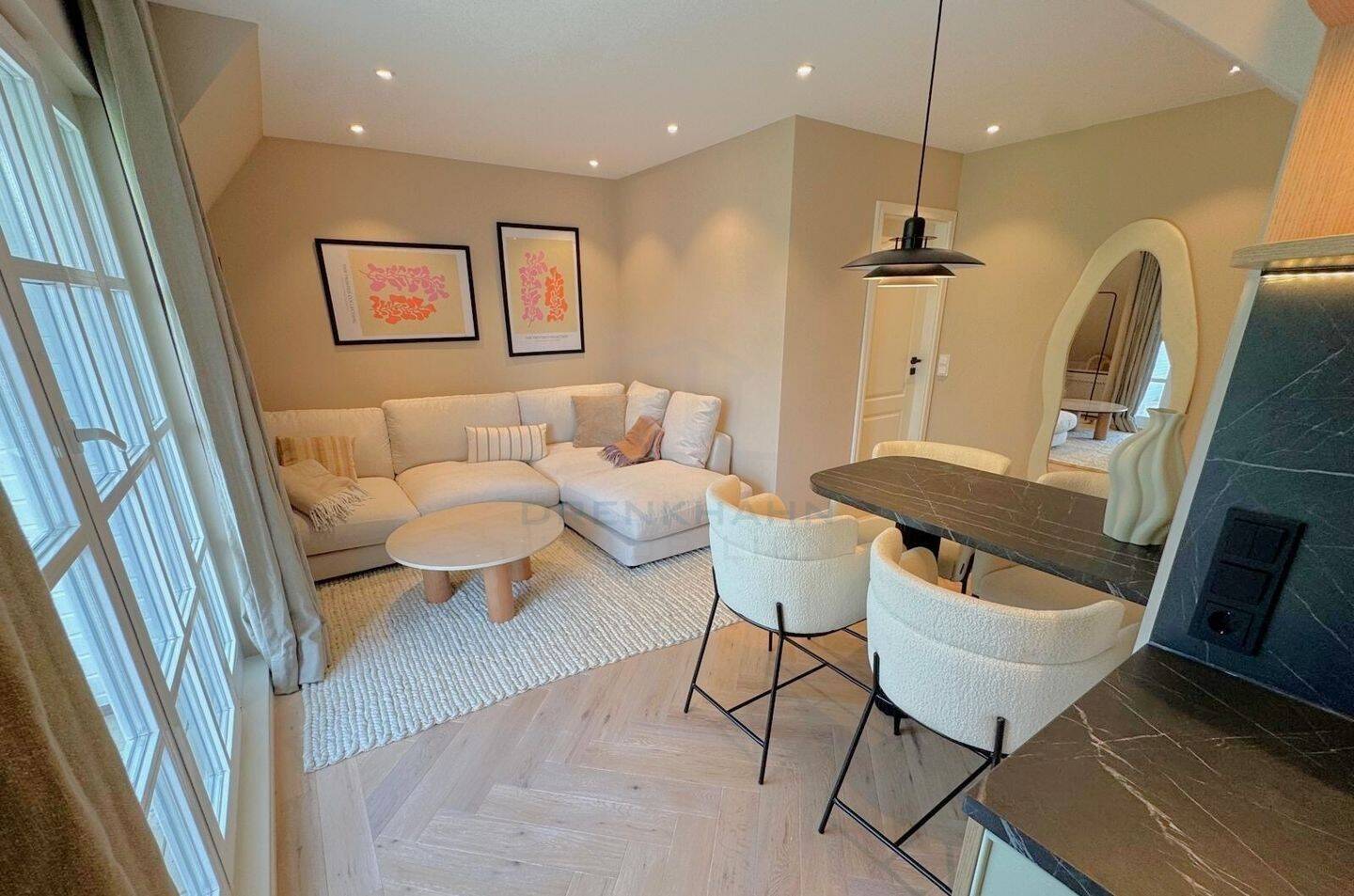 Moderne, möblierte 3,5 Zimmer-Maisonettewohnung auf Sylt-nur 100m zum Strand, 2 Bäder, Abstellkammer, 25980 Sylt