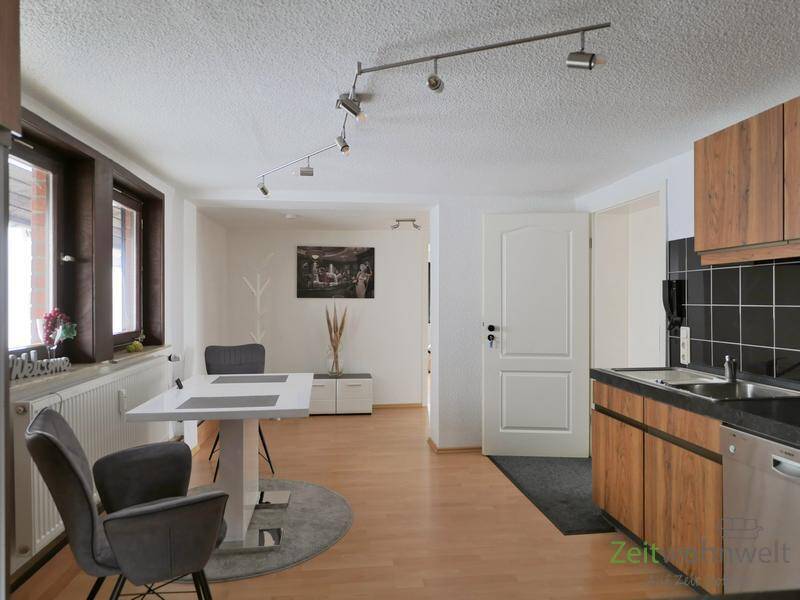 (EF1358_M) Göttingen: Roringen, neu renovierte und neu möblierte Wohnung mit PKW-Stellplatz in ruhiger Wohnlage, 37077 Göttingen