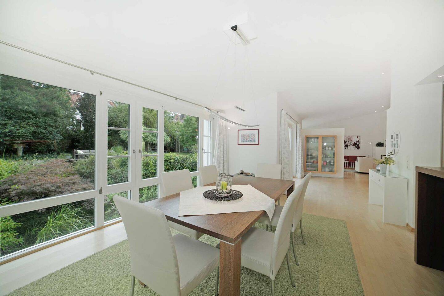 +++ Repräsentatives Refugium mit Einliegerwohnung und Pool +++ 1.500 m² Grundstück +++, 80689 München (Hadern Laim Pasing-Obermenzing)