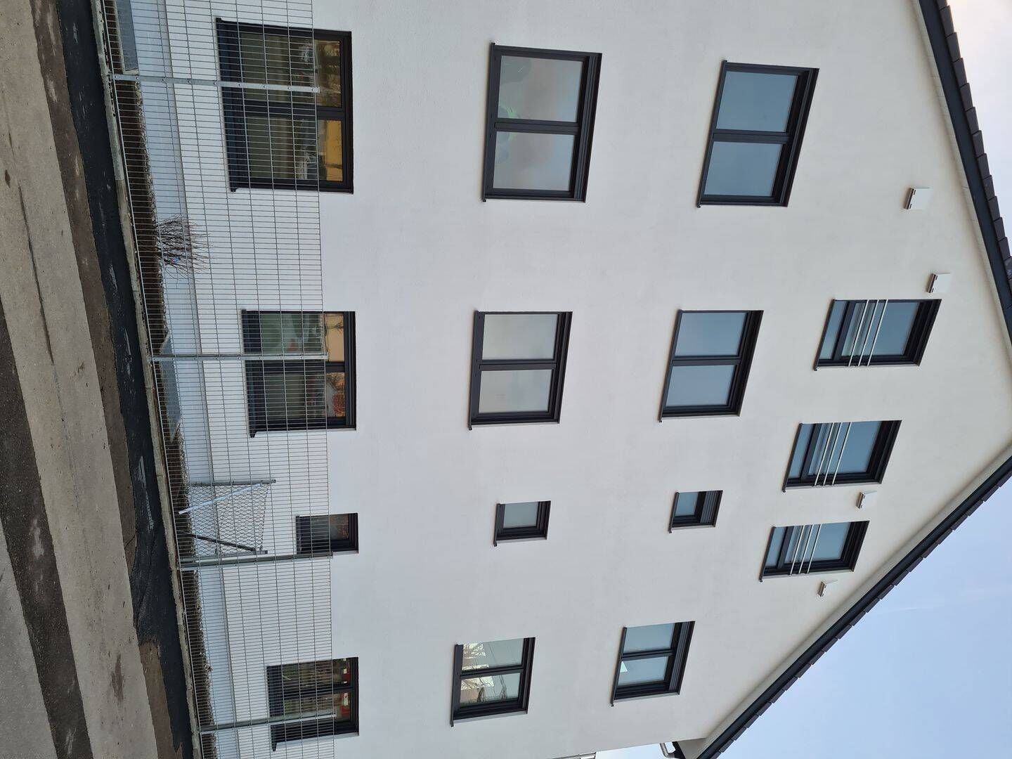 1 Zimmer – Wohnung mit Terrasse in Augsburg. Ab sofort verfügbar., 86179 Augsburg (Haunstetten Siebenbrunn)