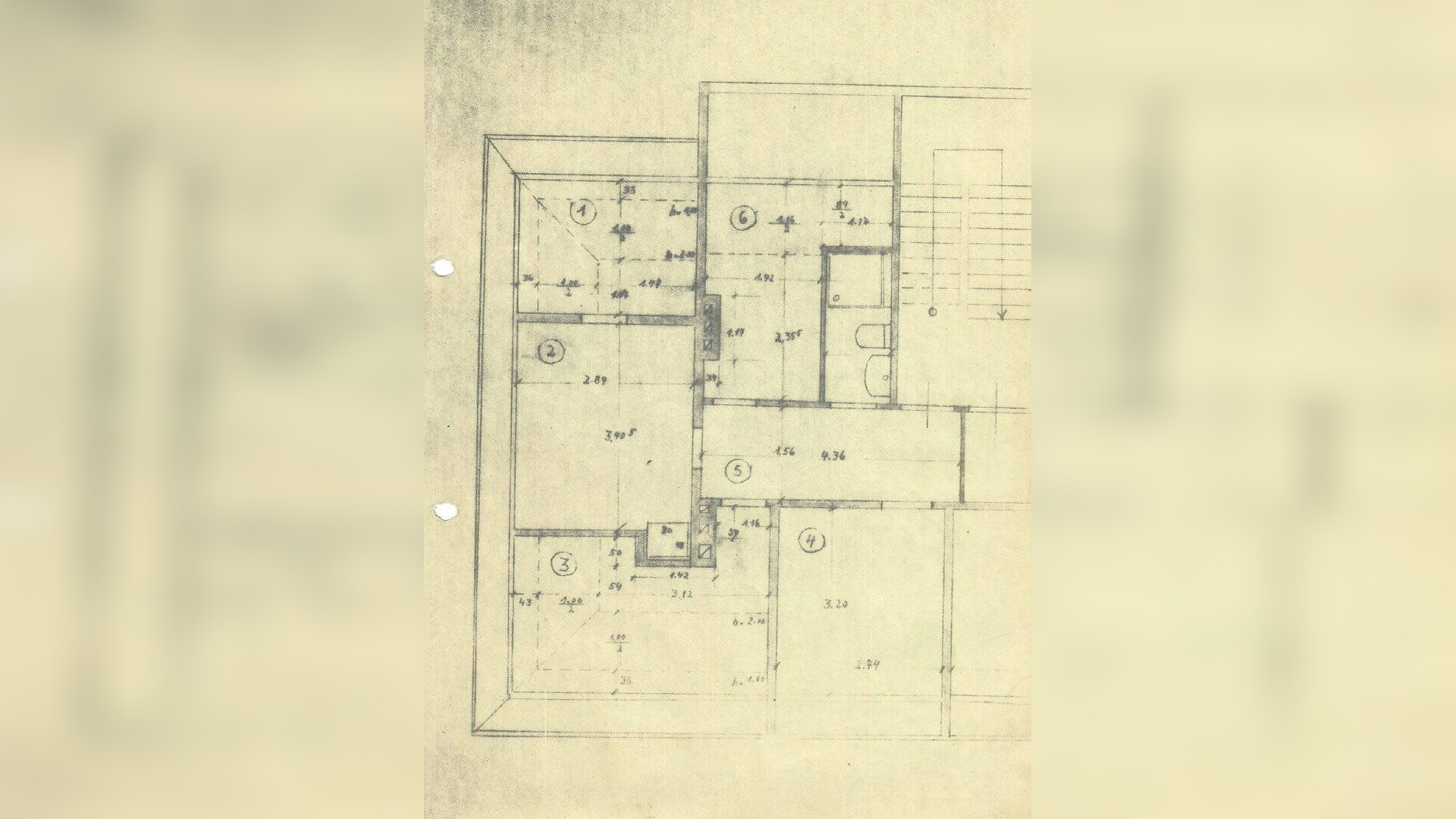 4 Zimmer Dachgeschosswohnung mit Einbauküche, 38644 Goslar