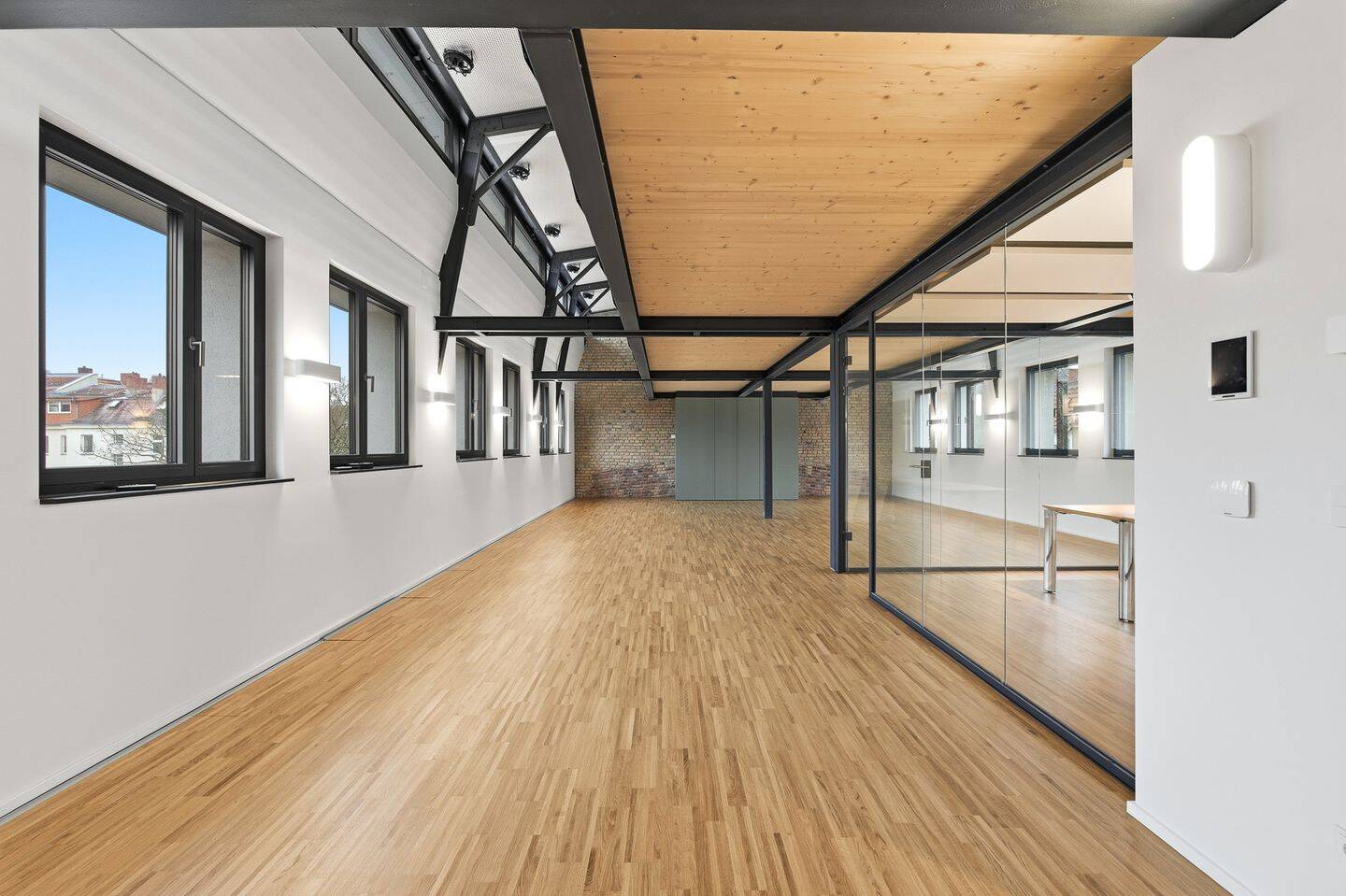 Repräsentatives Dachgeschossbüro mit Empore und modernster Technik, 12165 Berlin (Steglitz-Zehlendorf Steglitz)