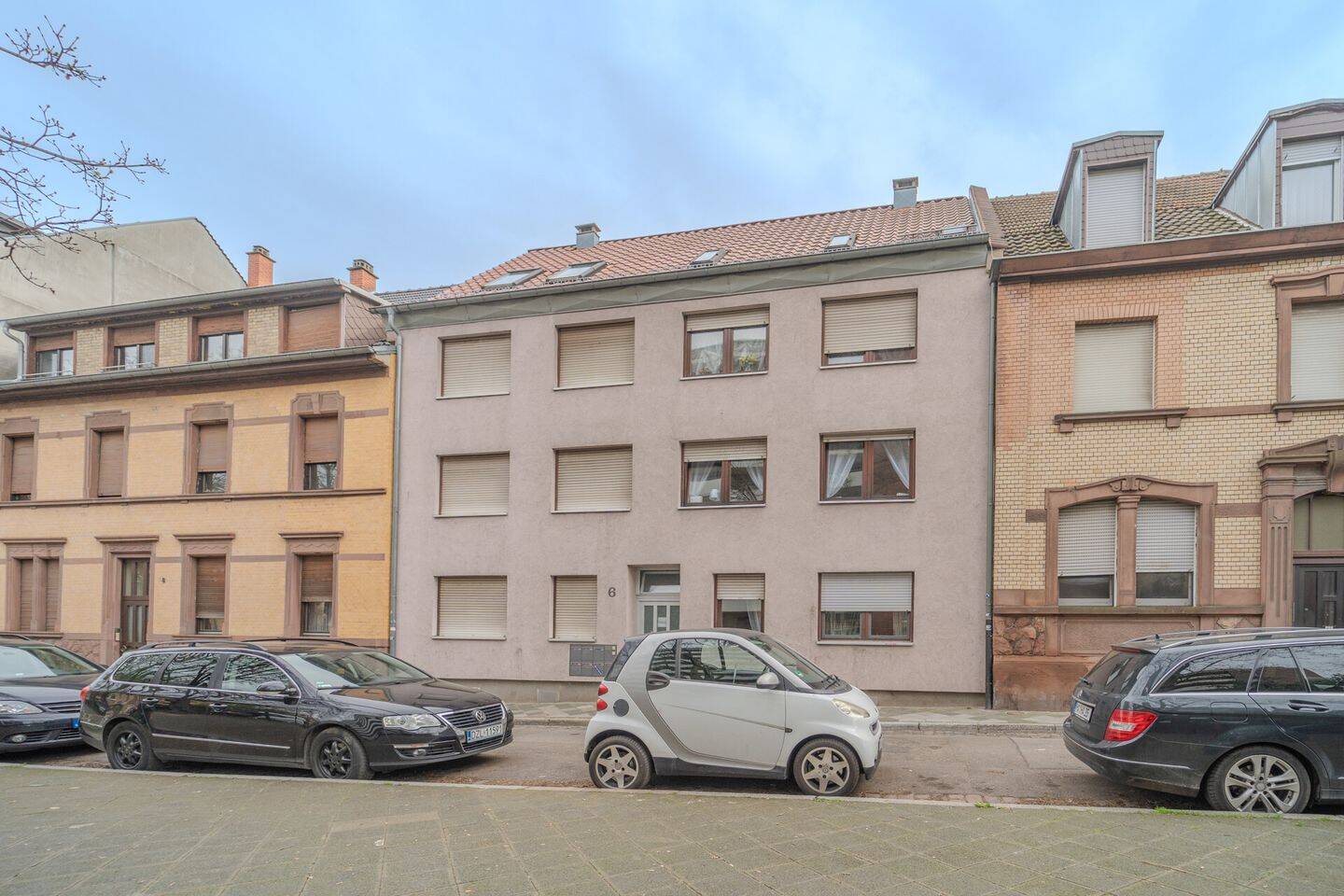 Vermietetes MFH im Sanierungsgebiet – solide Substanz, klares Potenzial – nur bei realunis (7 WE), 68169 Mannheim (Friesenheimer Insel Industriehafen Neckarstadt)