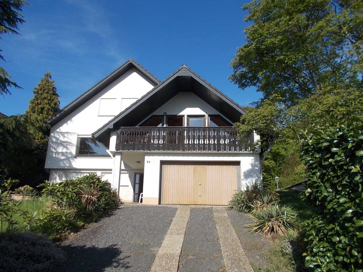 Familienhaus mit Aussicht in Büdingen-Düdelsheim, 63654 Büdingen
