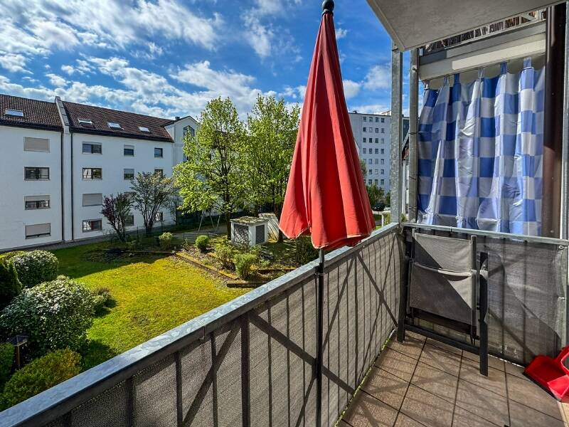 Geräumiges Apartment mit großem Balkon in Zentrumsnähe, 83026 Rosenheim (Aising Happing Pang Süd)