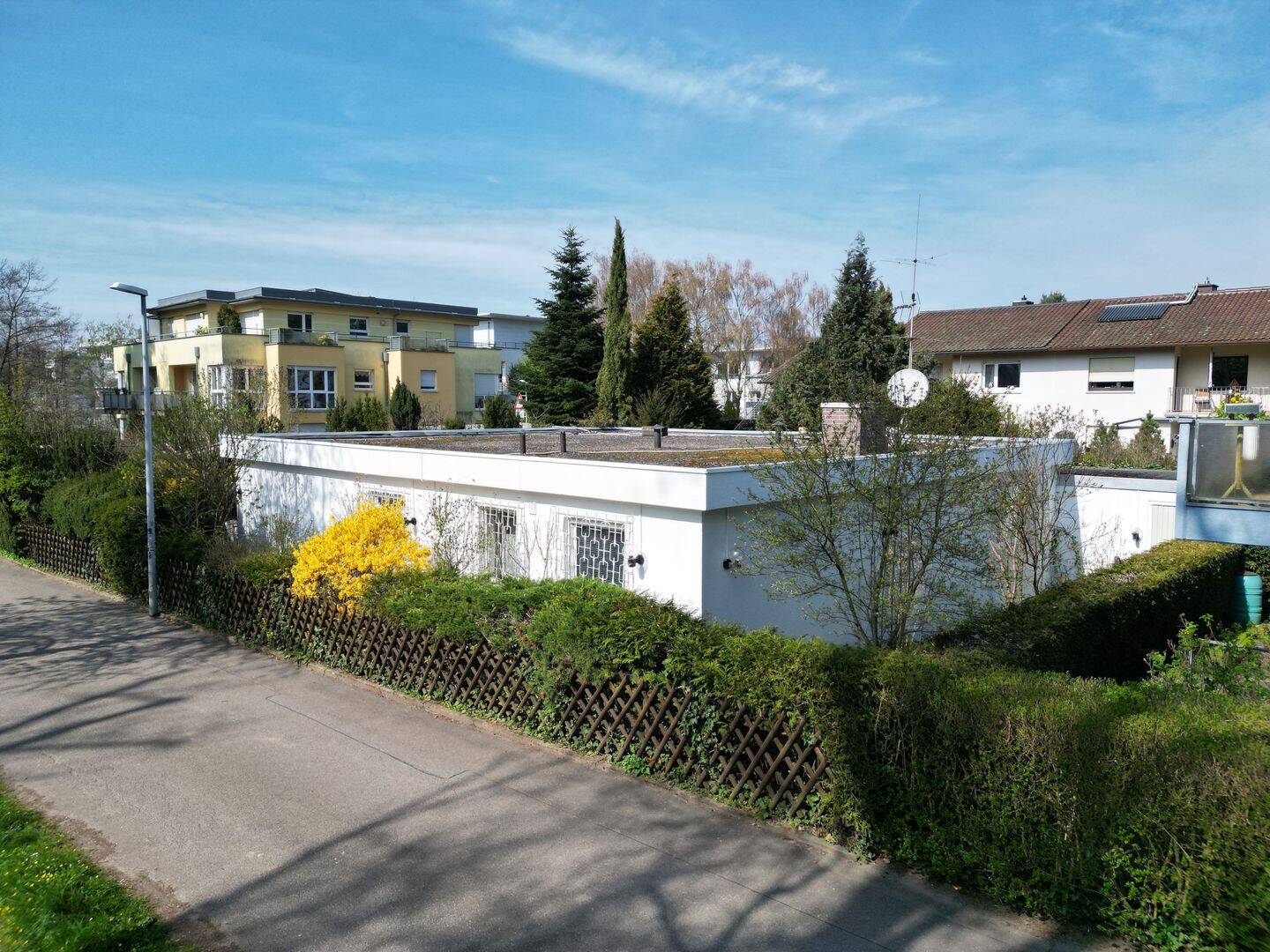 Seltene Gelegenheit in Freiburg: Bungalow in Bestlage – Wohnen auf einer Ebene mit Zukunft, 79100 Freiburg im Breisgau (Günterstal Vauban Wiehre)