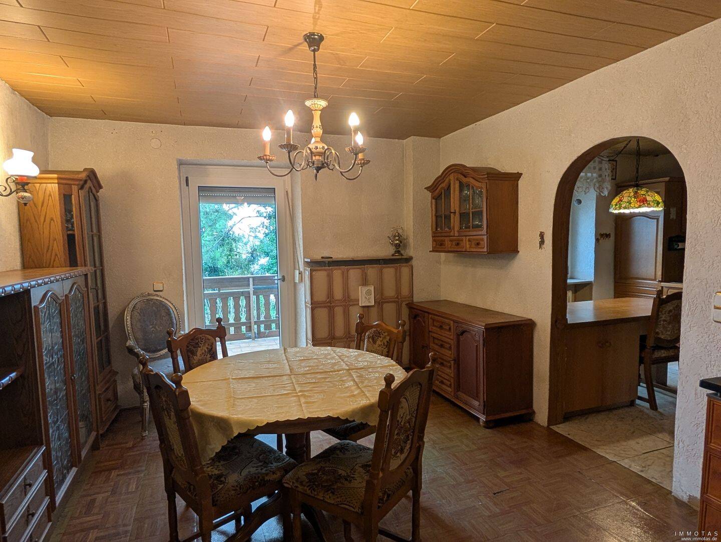 Doppelhaushälfte mit Garten und Ausbaupotenzial in Mandelbachtal, 66399 Mandelbachtal