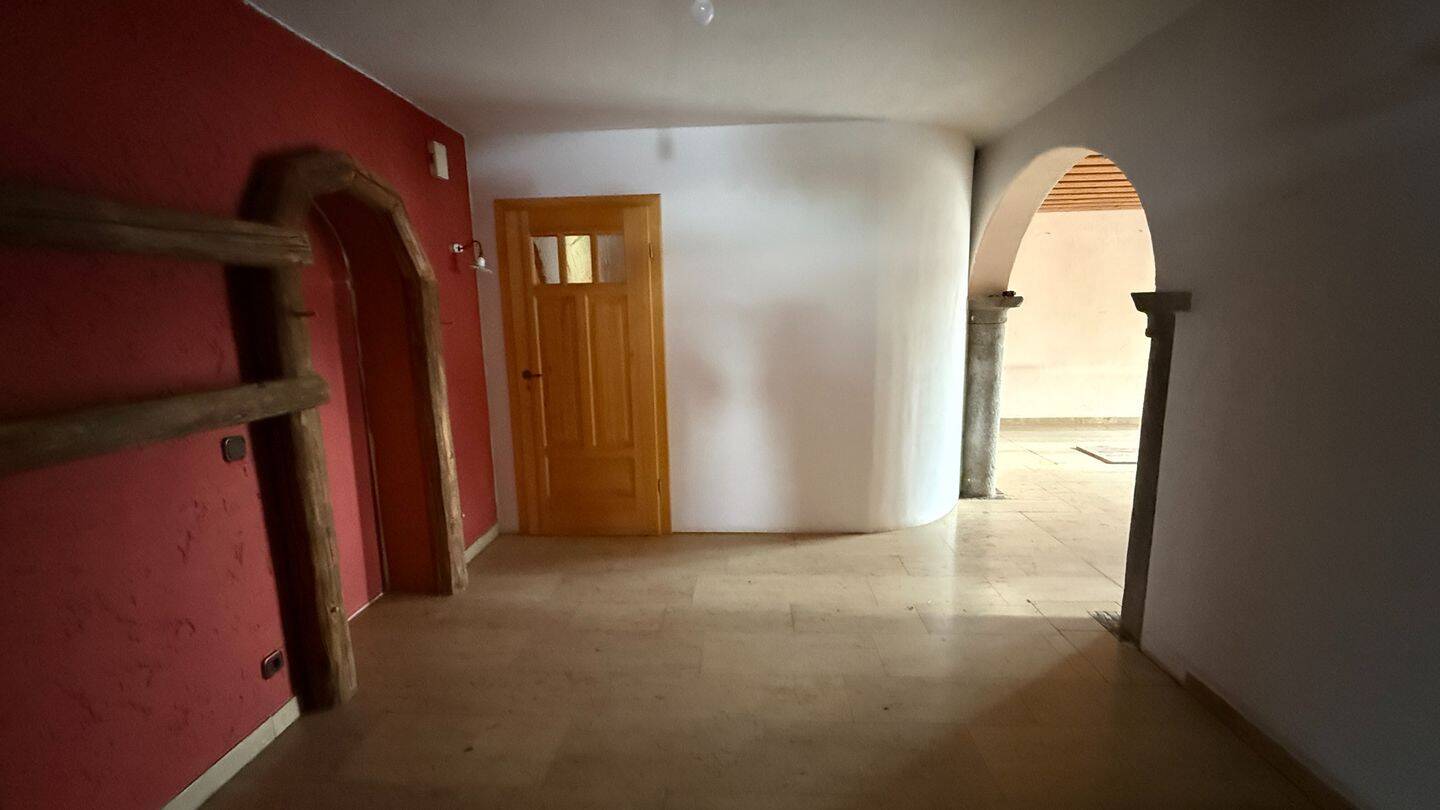 Viel Platz aufgeteilt in 2 Eigentumswohnungen in Chiemseenähe, 83355 Grabenstätt