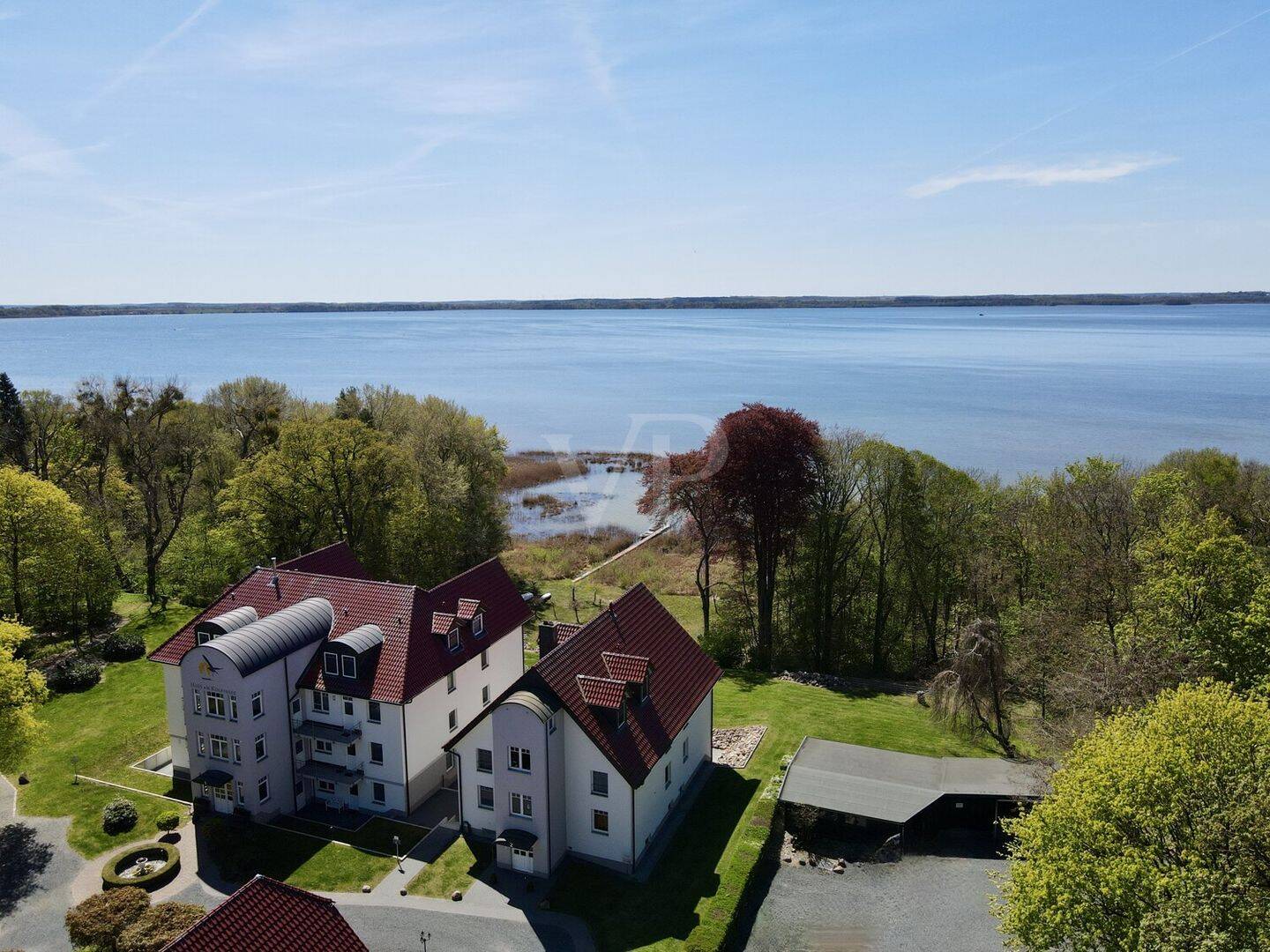 Spektakulärer Seeblick: exklusives Penthouse in einmaliger Seelage – Ruhe und Natur vereint, 17192 Waren (Müritz)