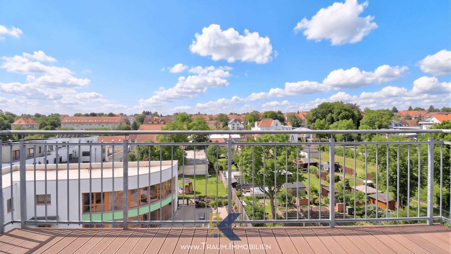 Stilvolles Wohnen im Dachgeschoss: 4 Zimmer mit Weitblick am Lindenbühl!, 99974 Mühlhausen/Thüringen