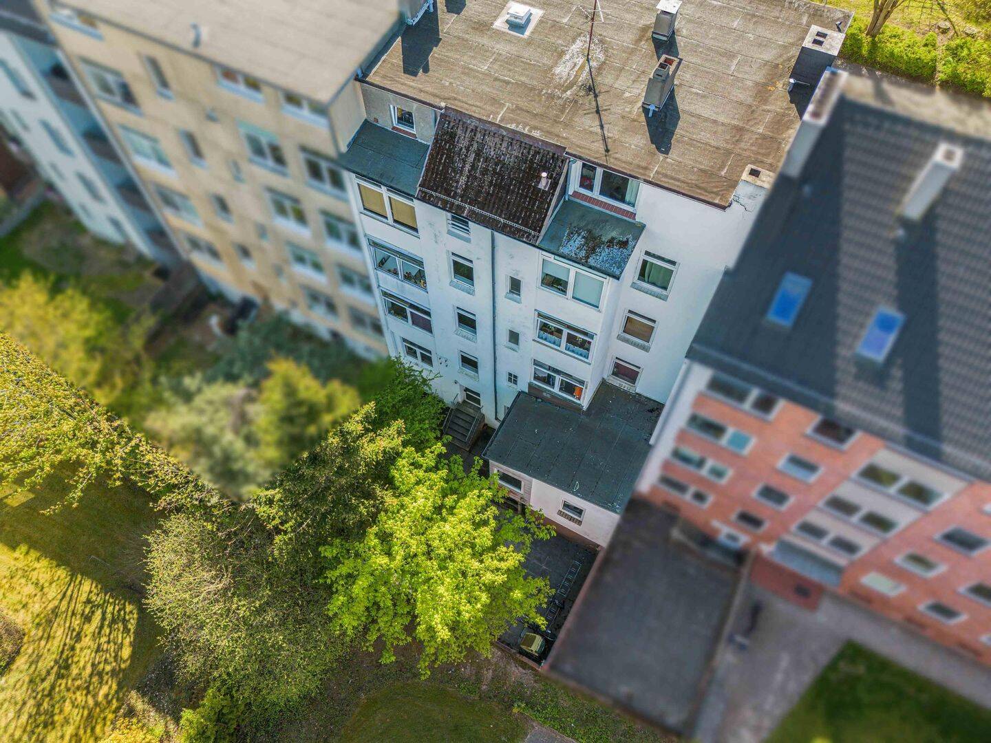 Solides Mehrfamilienhaus mit 9 Wohneinheiten in Kiel-Hassee!, 24113 Kiel (Gaarden-Süd Hassee)