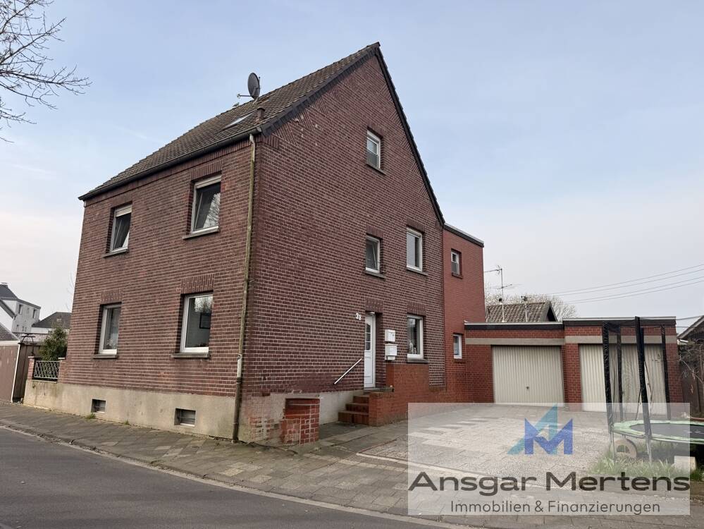 (M)EIN Zweifamilienhaus in MG-Kothausen 2 Wohneinheiten auf 120 m² inkl. Doppelgarage & Gartenoase, 41179 Mönchengladbach