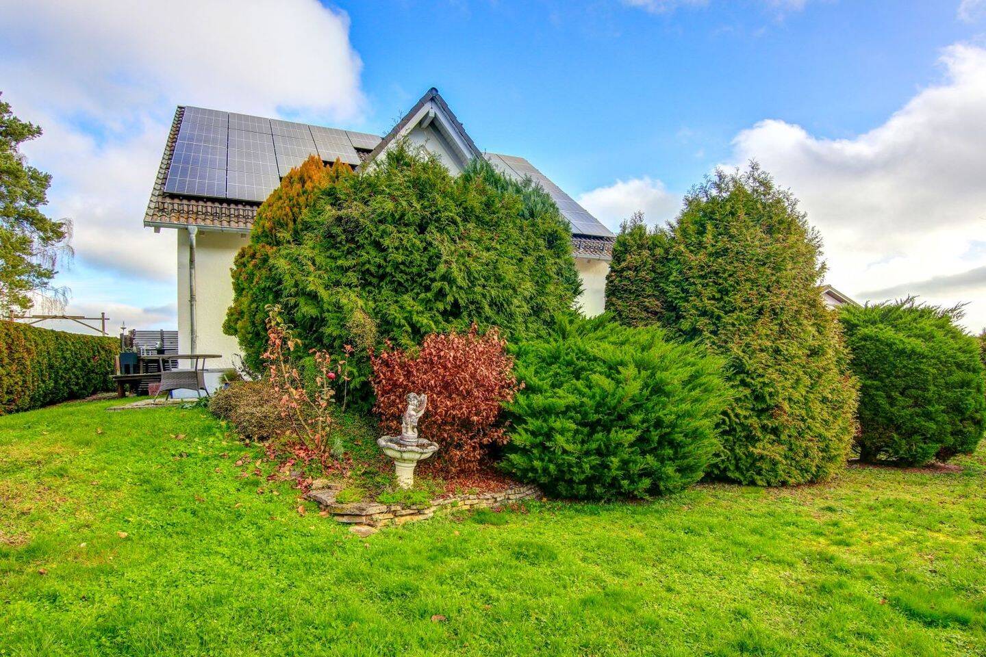 hochwertiges Architektenhaus | EFH | Haus | Doppelgarage | Garten | Sauna SPA | Wellness | Wallbox | Wärmepumpe | PV Solar, 7381 Pößneck