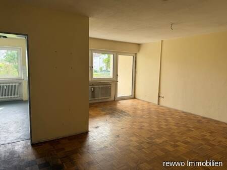 Familienfreundliche 3-Zi. Erdgeschosswohnung mit Stellplatz in der Tiefgarage, 84503 Altötting