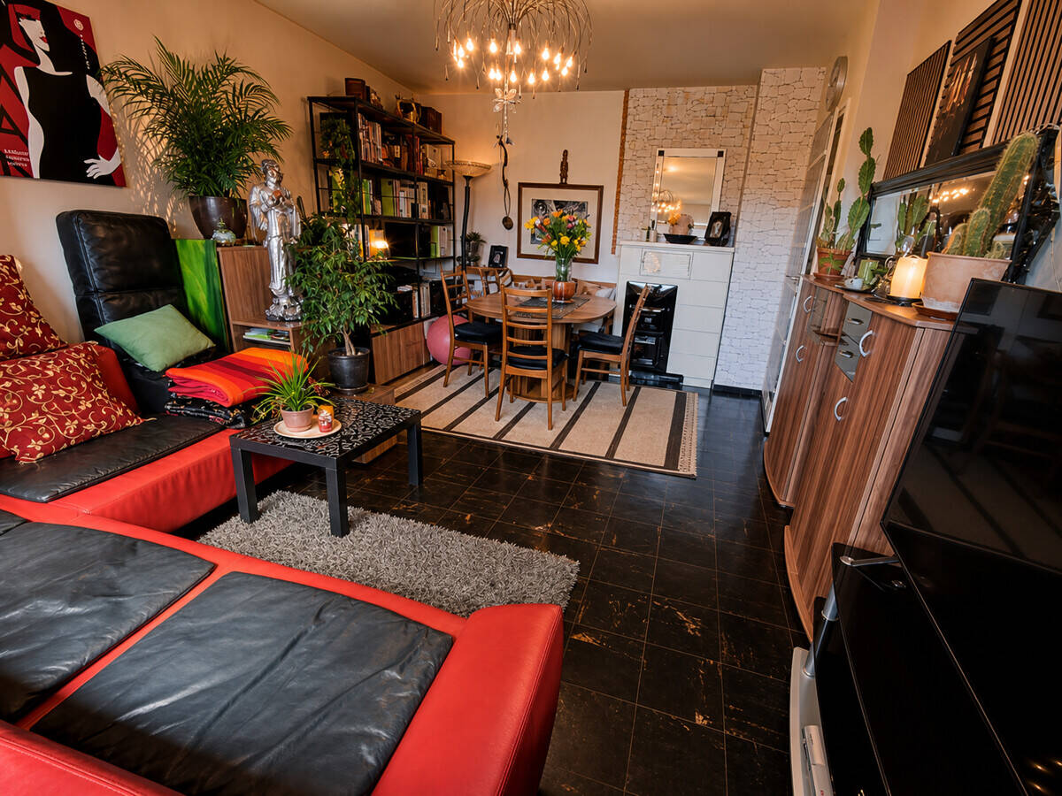 Hier will ich wohnen! Schöne 2 Zimmer-Wohnung mit Balkon in N-Hummelstein