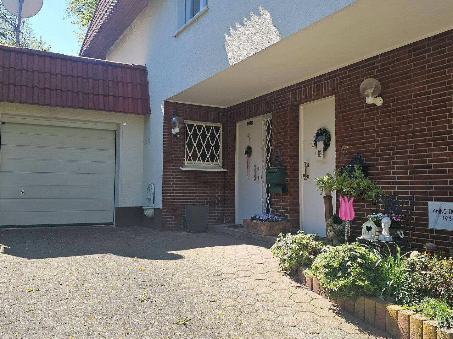Repräsentatives Wohndomizil mit Rendite-Plus in Iserlohn, 58636 Iserlohn