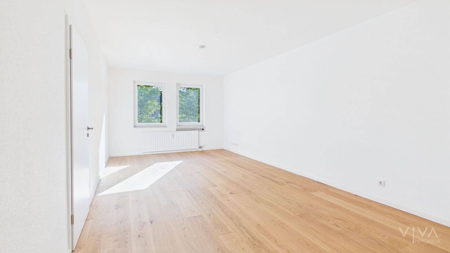 Modernisierte 2-Zimmer-Wohnung mit EBK & Stellplatz in grüner Lage von Grafenberg, 40235 Düsseldorf (Flingern Nord Flingern Süd Grafenberg)