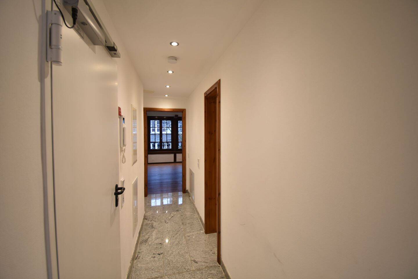 D-Altstadt! Moderne 2-Zi-Whg mit Altbaucharme, 40213 Düsseldorf