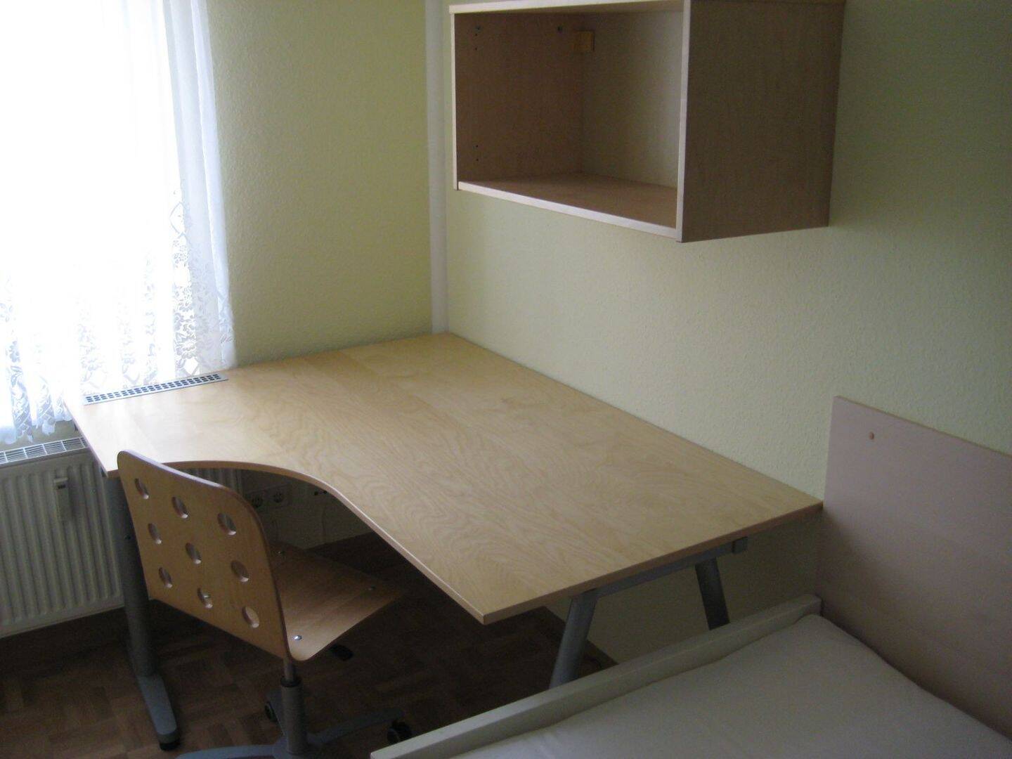 ruhiges möbl. Zimmer in zentraler Lage, mit WLAN und guter Verkehrsanbindung, 90443 Nürnberg