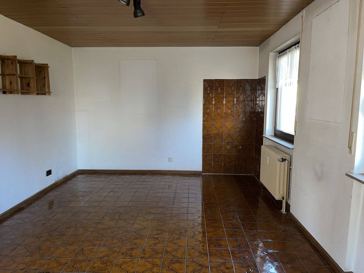 Gechingen: 3,5 ZW über 3 Etagen im Reihenendhaus, 75391 Gechingen