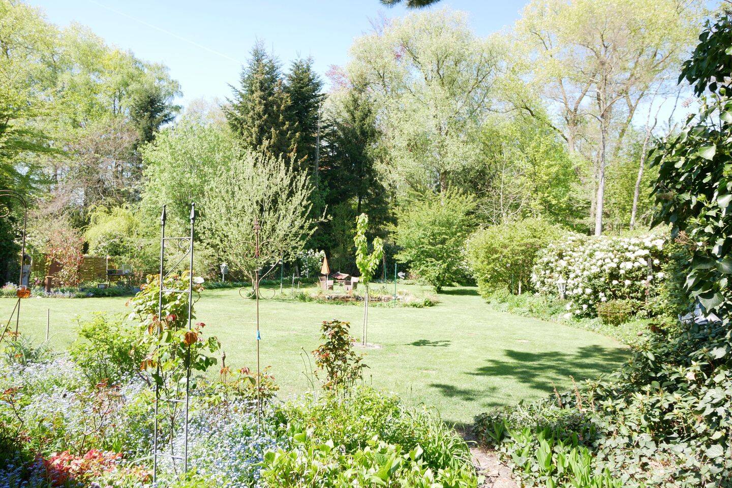 Tornesch – zeitlos und charmante Immobilie mit Keller auf traumhaftem Grundstück in ruhiger Lage, 25436 Tornesch