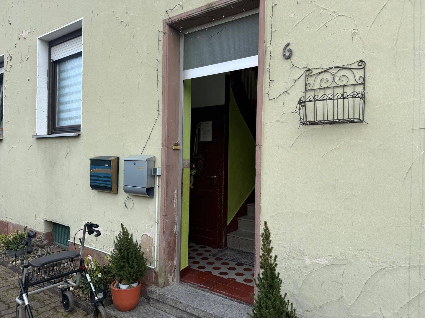 Schöne 5-Zimmerwohnung in Überherrn, Richard-Wagner-Str. 6, OG, 66802 Überherrn