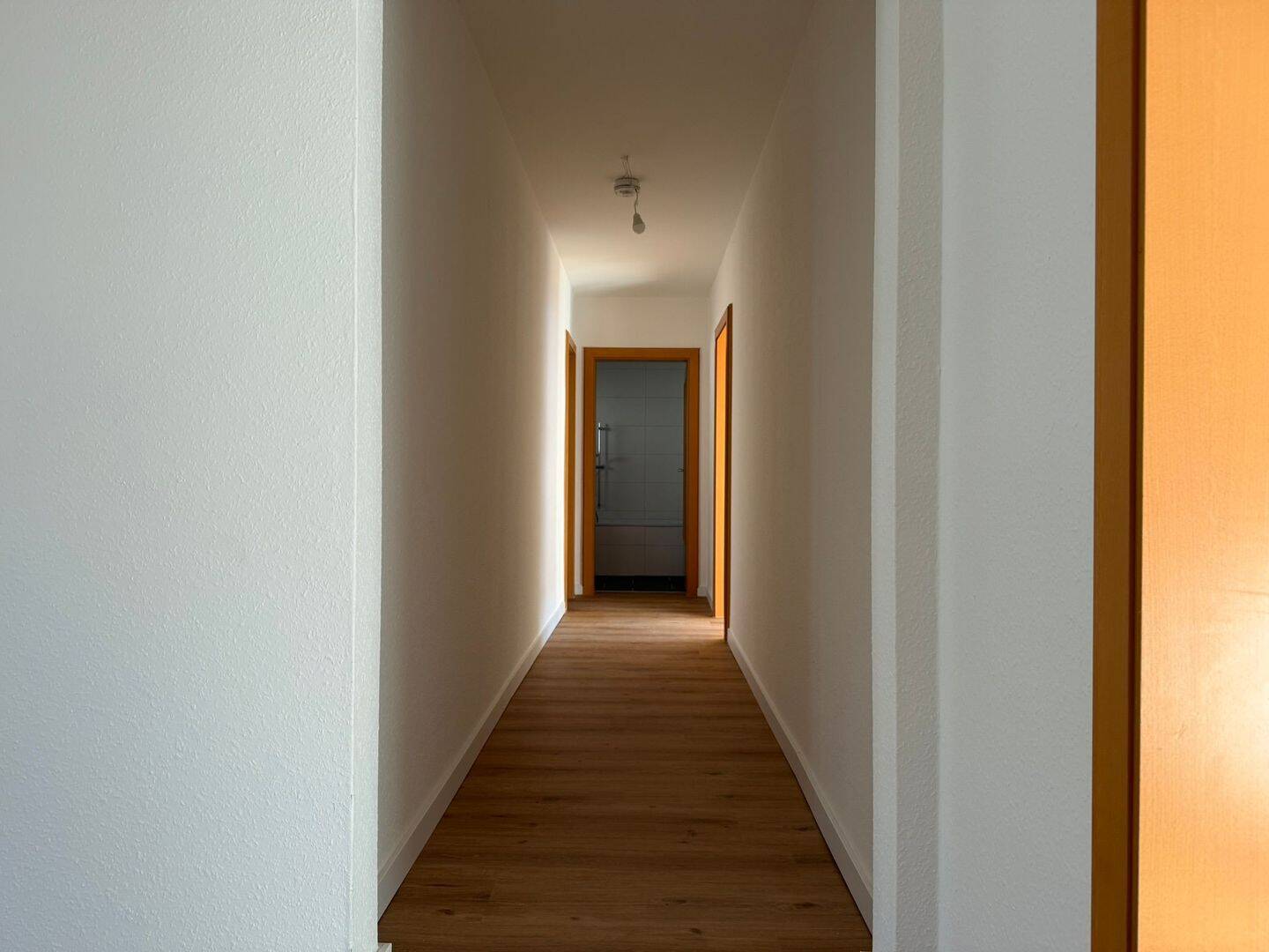 Schöne 2-Zimmerwohnung im Bad Bergzabern, Trifelstr. 4, 1. OG rechts, 76887 Bad Bergzabern