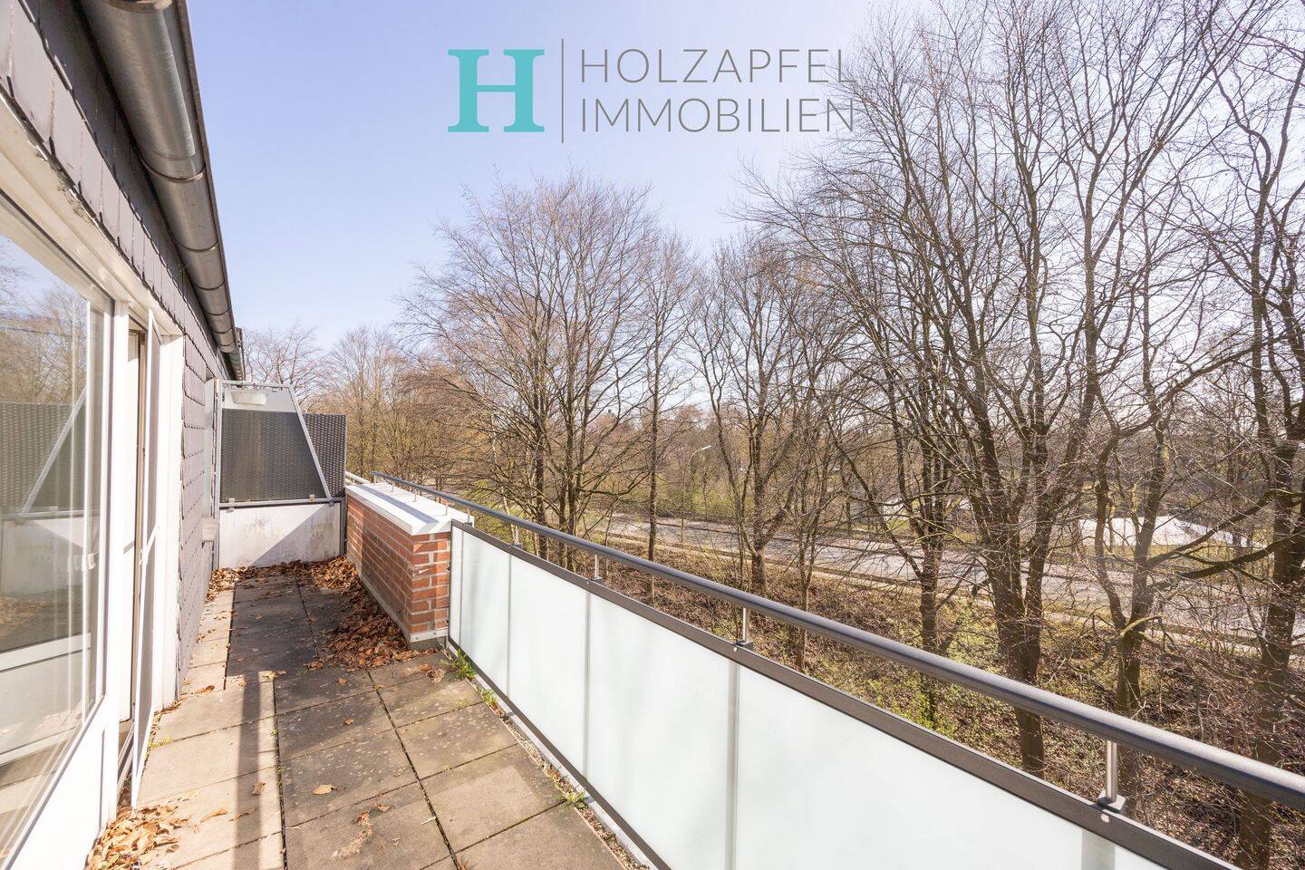 Helle Dachgeschosswohnung mit Schrägen und Charme – 22457 Hamburg – Vorschaubild 5