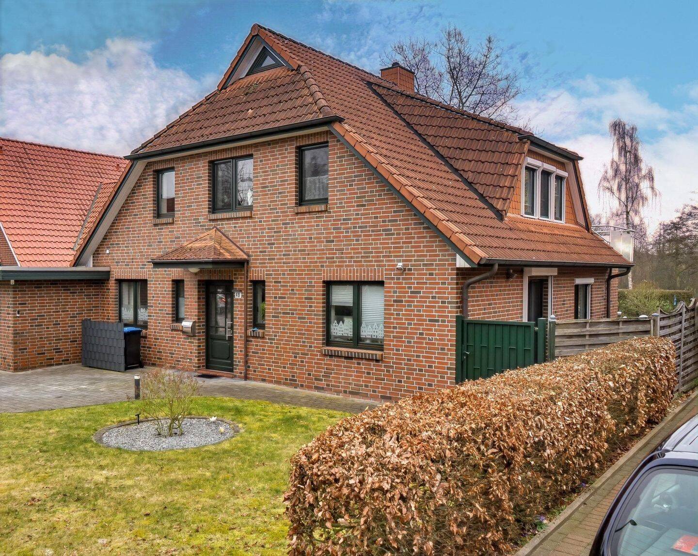 Exklusives Wohnhaus mit unverbaubarem Blick in den “Landschaftspark Aueniederung”, 26160 Bad Zwischenahn