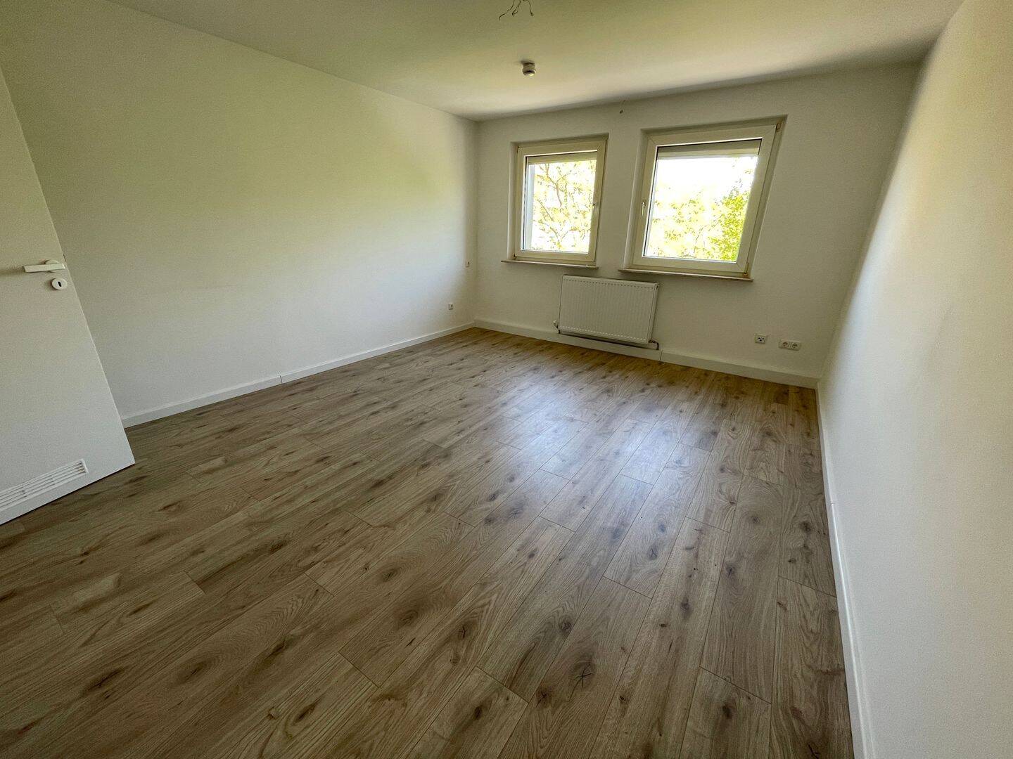 Helle 2-Zimmer Wohnung im 4.OG am Südstadtpark in Fürth!
