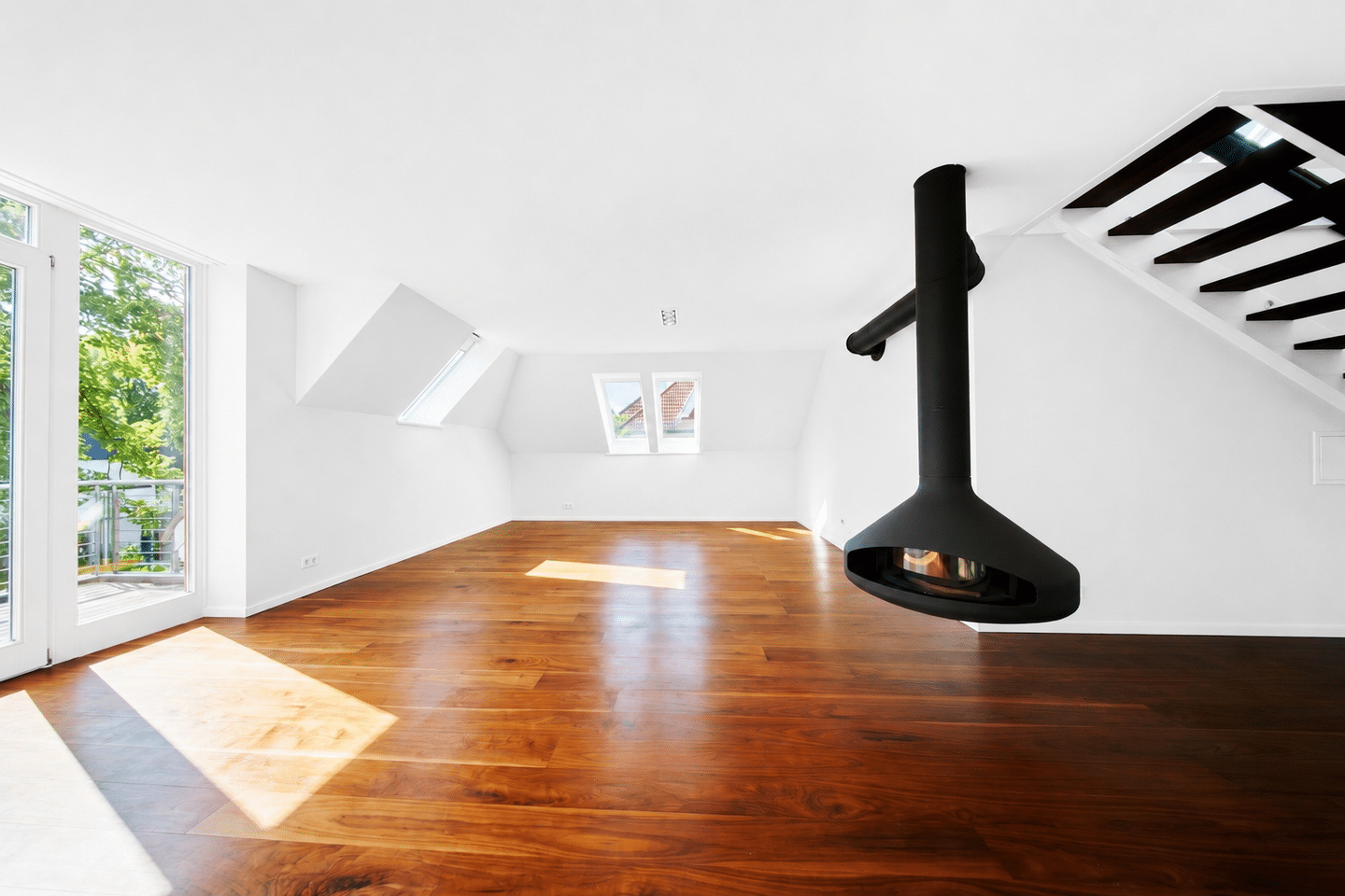 Wohnen mit Charakter: Hochwertiges 5-Zimmer-Maisonette-Loft nahe der Waitzstraße, 22607 Hamburg (Altona Bahrenfeld Groß Flottbek Nienstedten Othmarschen)