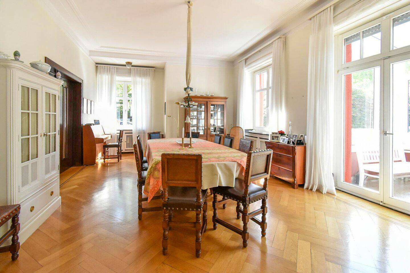 Stilvolle Villa in Bestlage! Ein historischer Klassiker mit Raum für Generationen – 45133 Essen – Vorschaubild 3