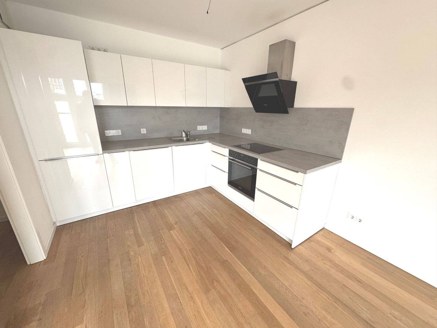 Helle 2-Zimmer-Wohnung mit Balkon in München – Goethestraße