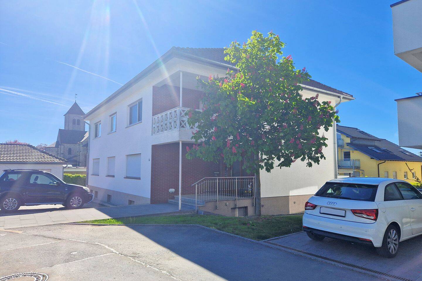 Sehr großzügige 3-Zimmer-Wohnung mit Balkon und Garage in Hennef-Uckerath, 53773 Hennef (Sieg)