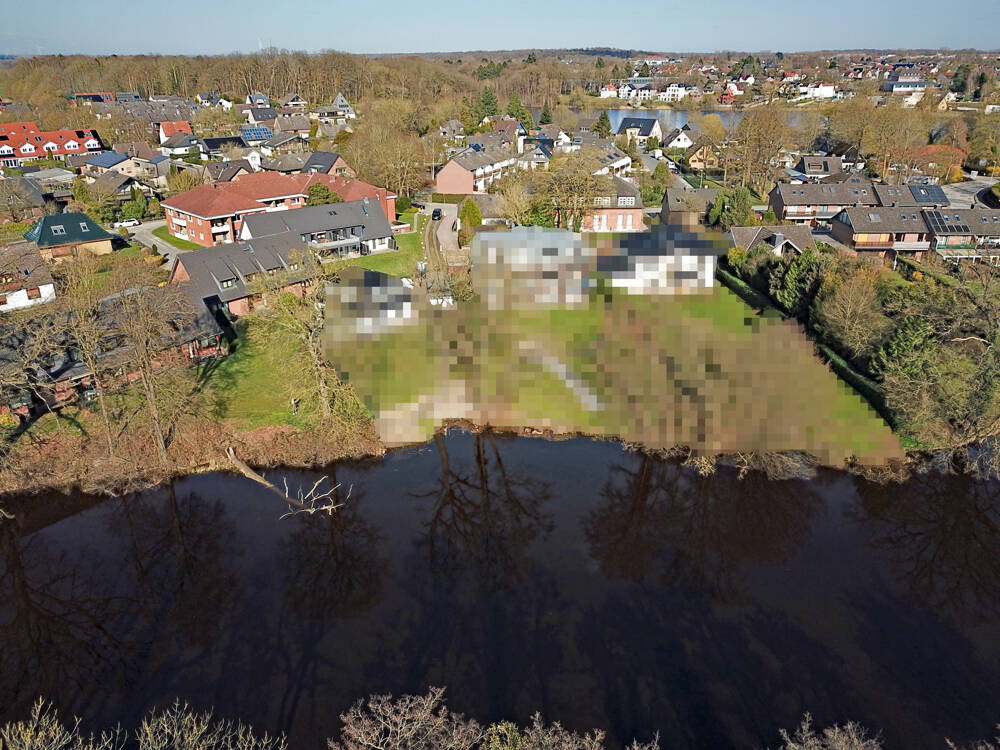 Reinfeld – Traumlage direkt am schwarzen Teich – gepflegtes Ensemble aus 4 Eigentumswohnungen (vollvermietet/WEG), 23858 Reinfeld (Holstein)