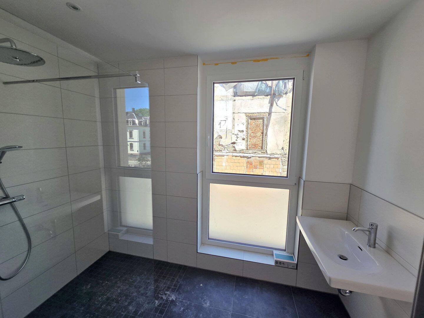 Moderne Eleganz und großzügiger Wohnraum: 3-Zimmer-Wohnung in neuem Wohnhaus im 1. Obergeschoss!, 9217 Burgstädt