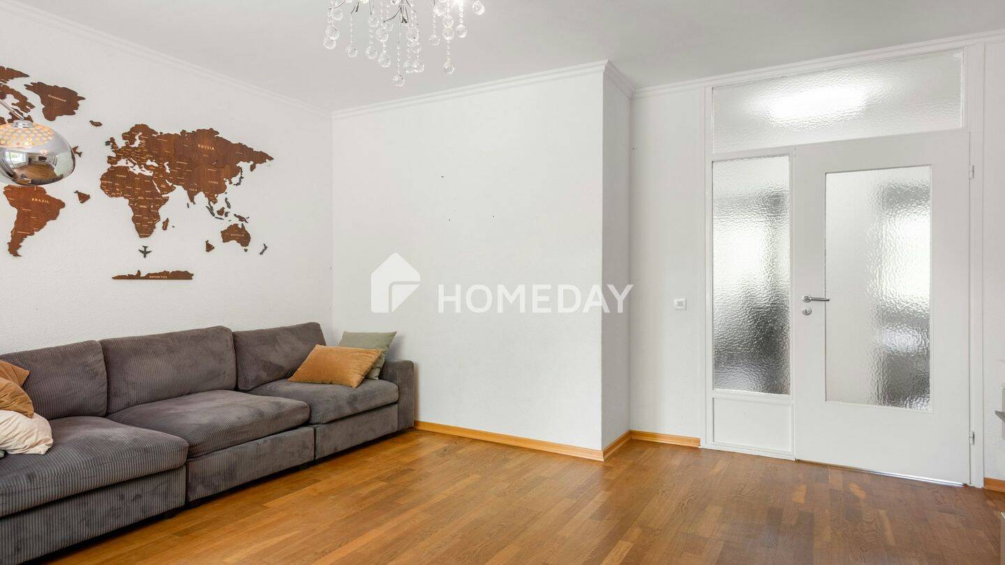 Helle 3-Zimmer-Wohnung mit Südwest-Loggia und Blick ins Grüne, 22145 Hamburg (Wandsbek Farmsen-Berne Rahlstedt)